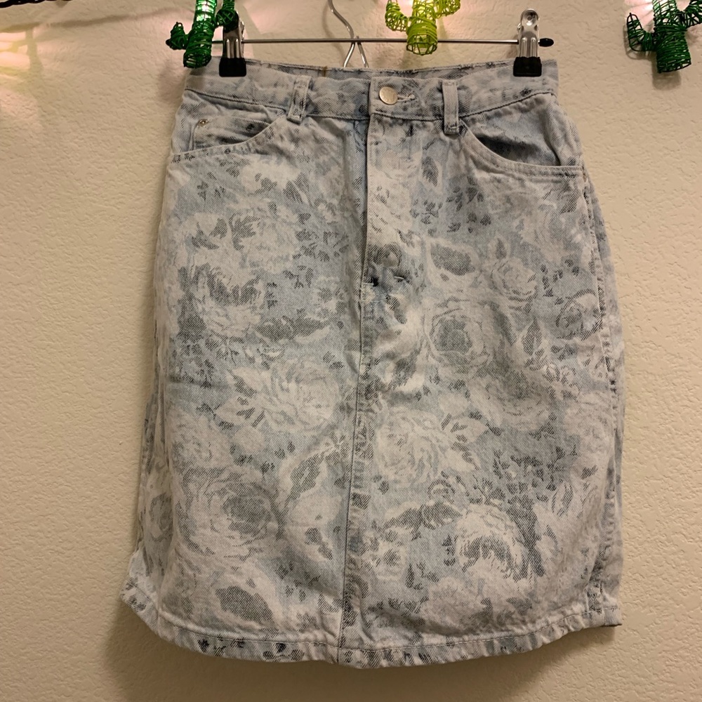 VINTAGE Denim Floral Pencil Skirt